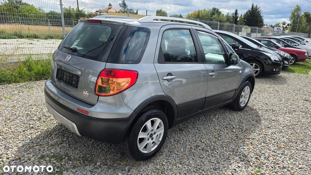 Fiat Sedici 1.6 16V 4x4 Luxury - 6
