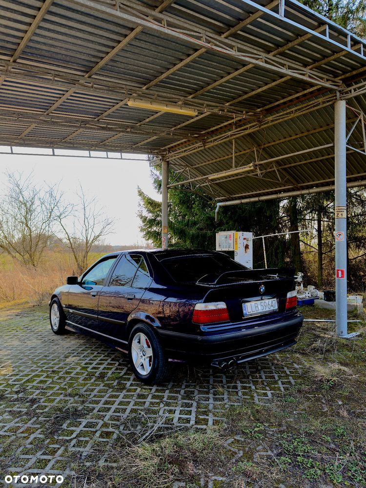 BMW Seria 3 316i - 2