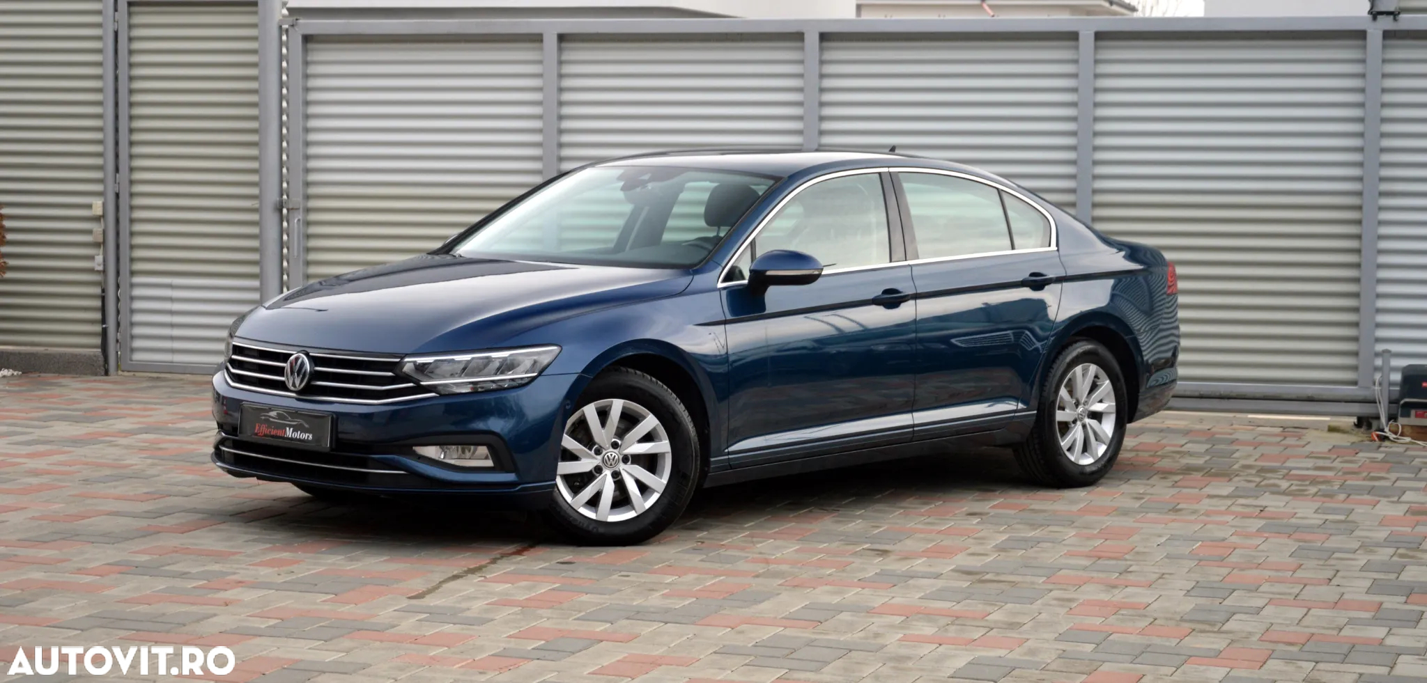 Volkswagen Passat 1.6 TDI DSG Comfortline - 14