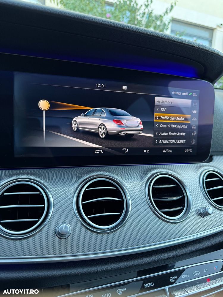 Mercedes-Benz E 220 d 9G-TRONIC - 20