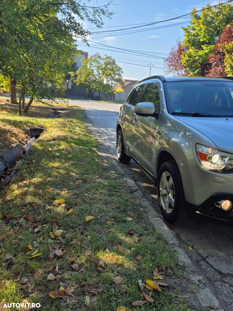 Mitsubishi ASX - 14