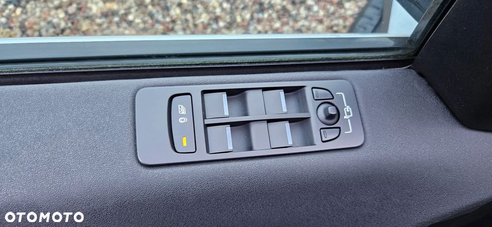 Land Rover Discovery Sport ver-2-0-d150 - 31