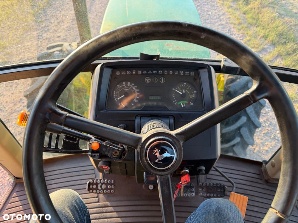 John Deere 6110 SE - 14