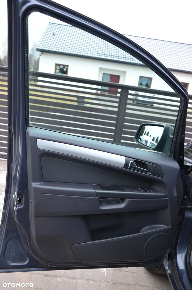 Opel Zafira 1.9 CDTI Edition - 9