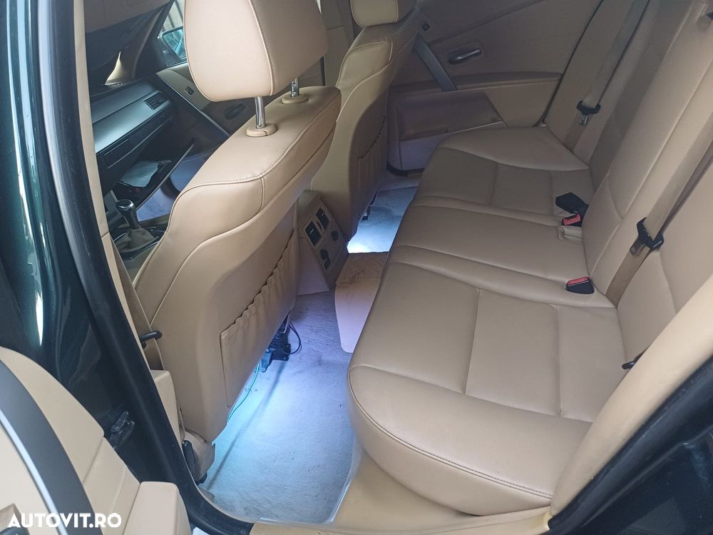 BMW Seria 5 520d - 7
