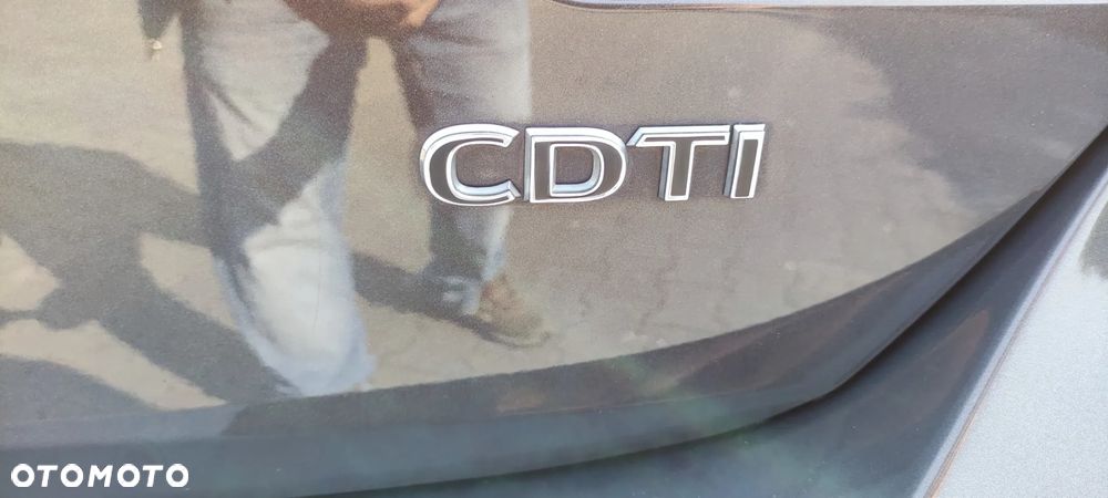 Opel Astra 2.0 CDTI Exklusiv - 15