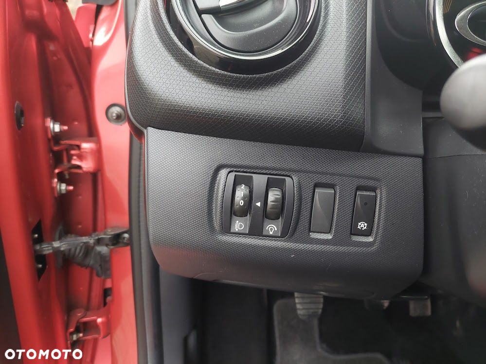 Renault Clio (Energy) TCe 90 Bose Edition - 19