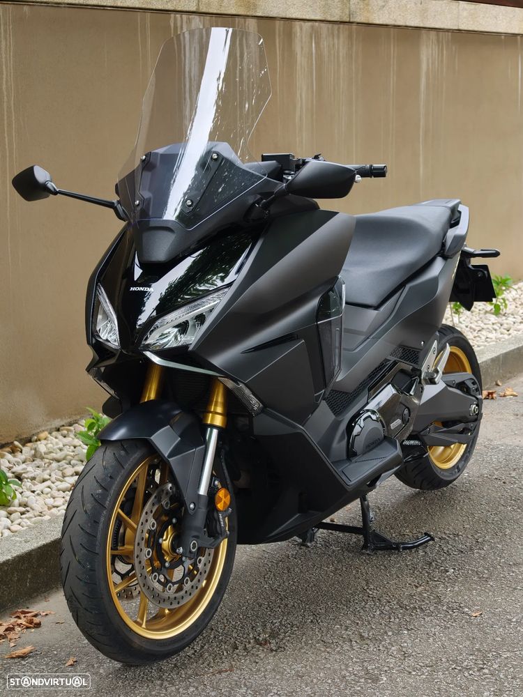 Honda Forza 750 DCT - 1