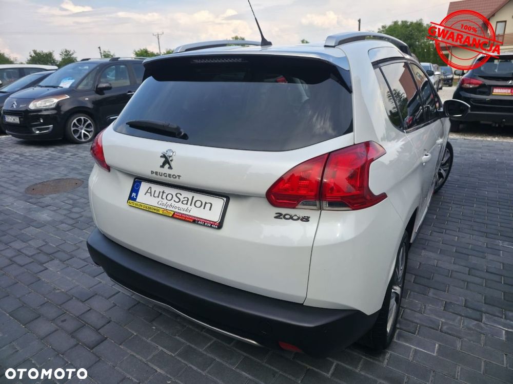 Peugeot 2008 - 11