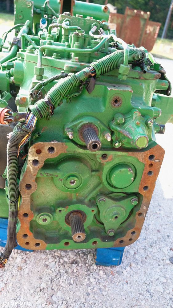 Most napęd John Deere  tylny przekładnia napędowa skrzynia do modeli 5090R,5100R,5115R,5125R ,YZ 19958 - 25