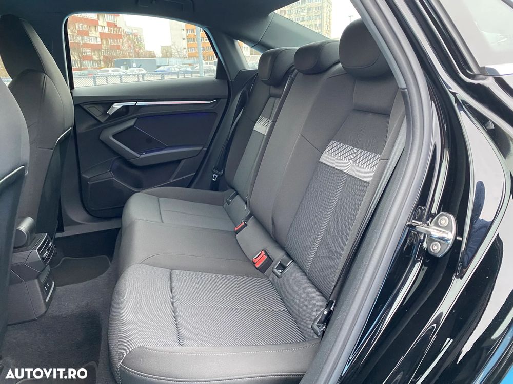 Audi A3 1.0 30 TFSI MHEV S tronic Basic - 30