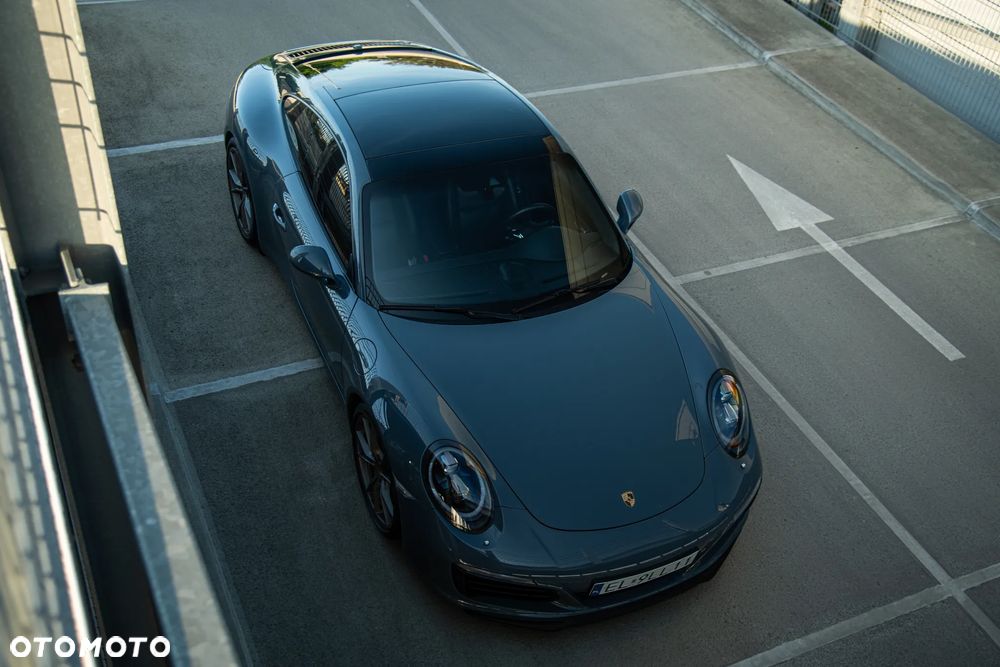 Porsche 911 Carrera S PDK - 31