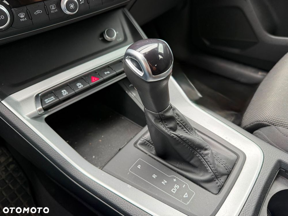 Audi Q3 Sportback 35 TFSI mHEV S tronic - 23