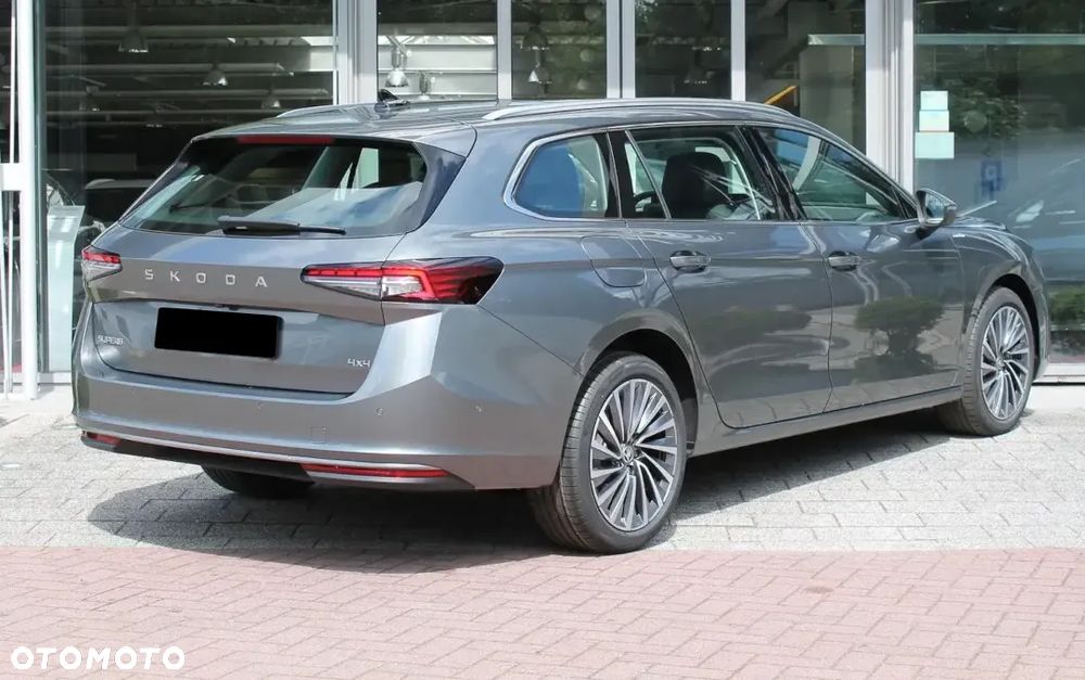 Skoda Superb 2.0 TDI SCR 4x4 L&K DSG - 5