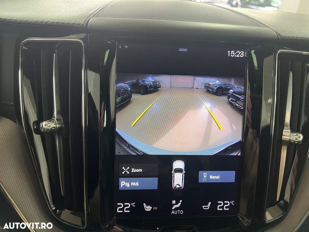 Volvo XC 60 B5 D AWD Geartronic RDesign - 27