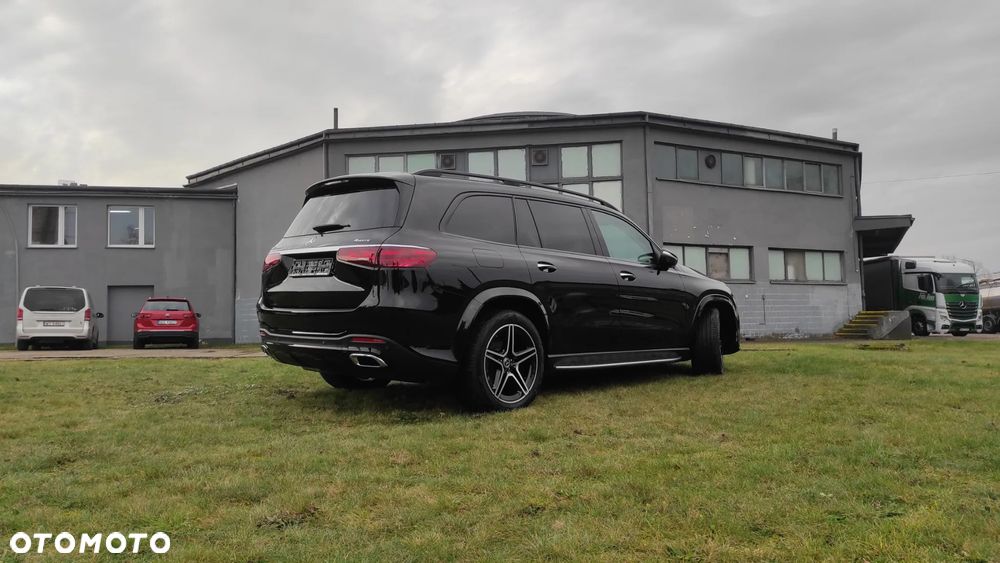 Mercedes-Benz GLS - 23