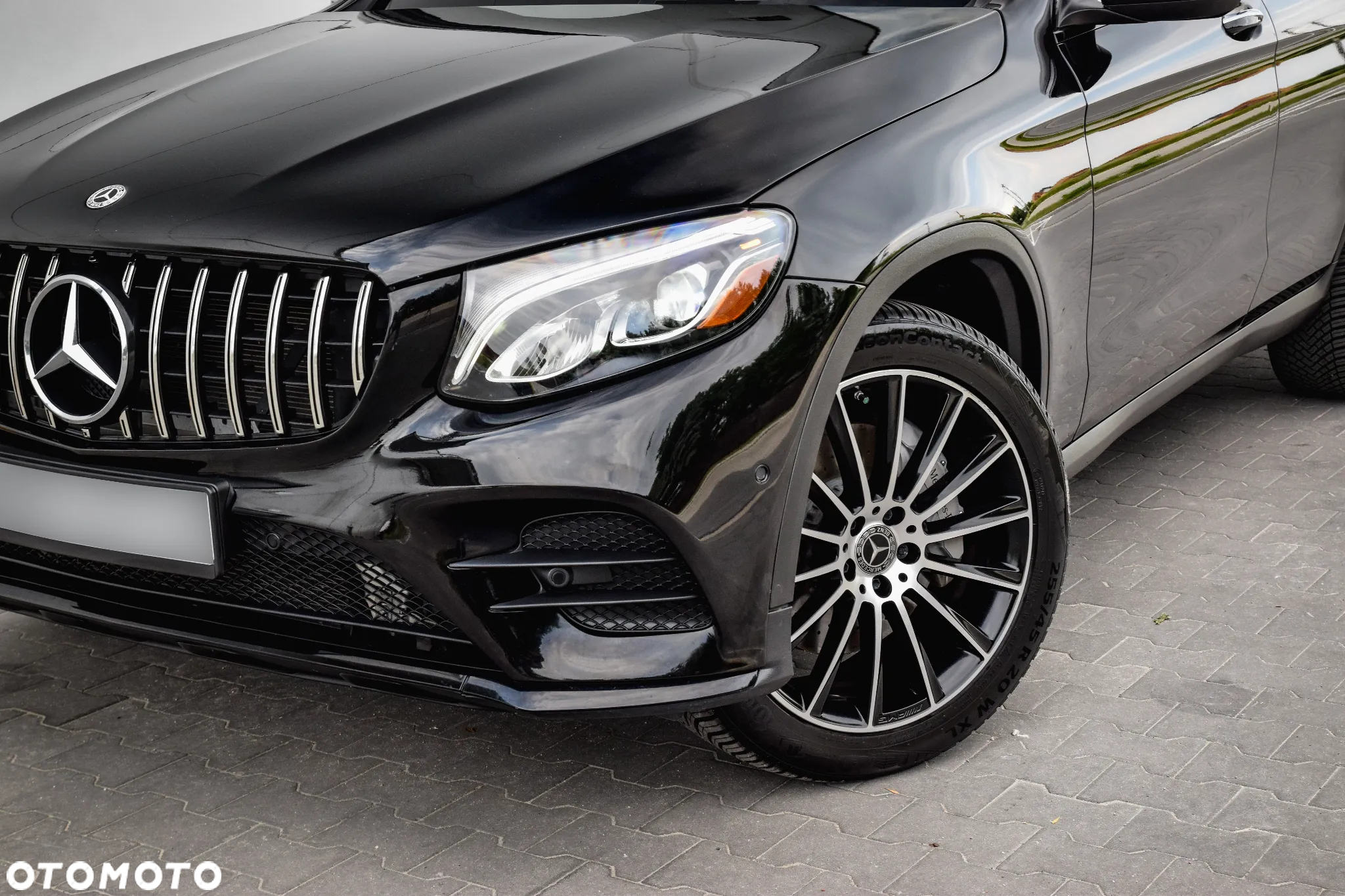 Mercedes-Benz GLC 300 4Matic 9G-TRONIC AMG Line - 16