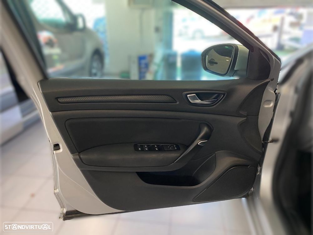 Renault Mégane Sport Tourer ENERGY dCi 110 EDC BUSINESS - 10
