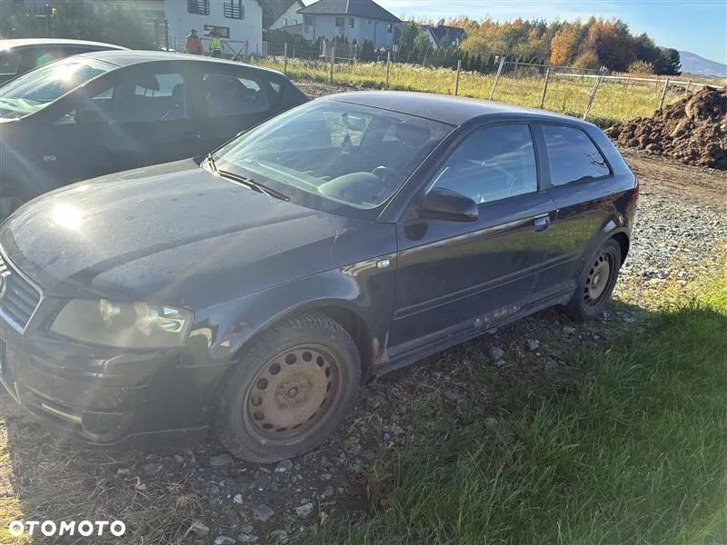 Audi A3 3-drzwiowe 1.6 Ambiente - 9