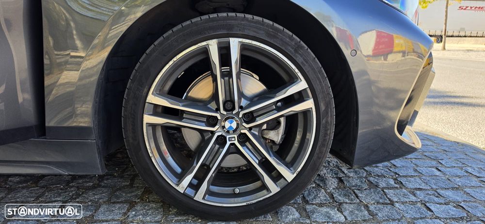 BMW 116 d Pack Desportivo M Auto - 16