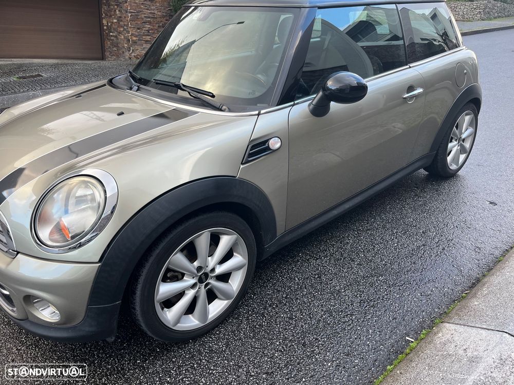 MINI 3 Portas Cooper D - 7