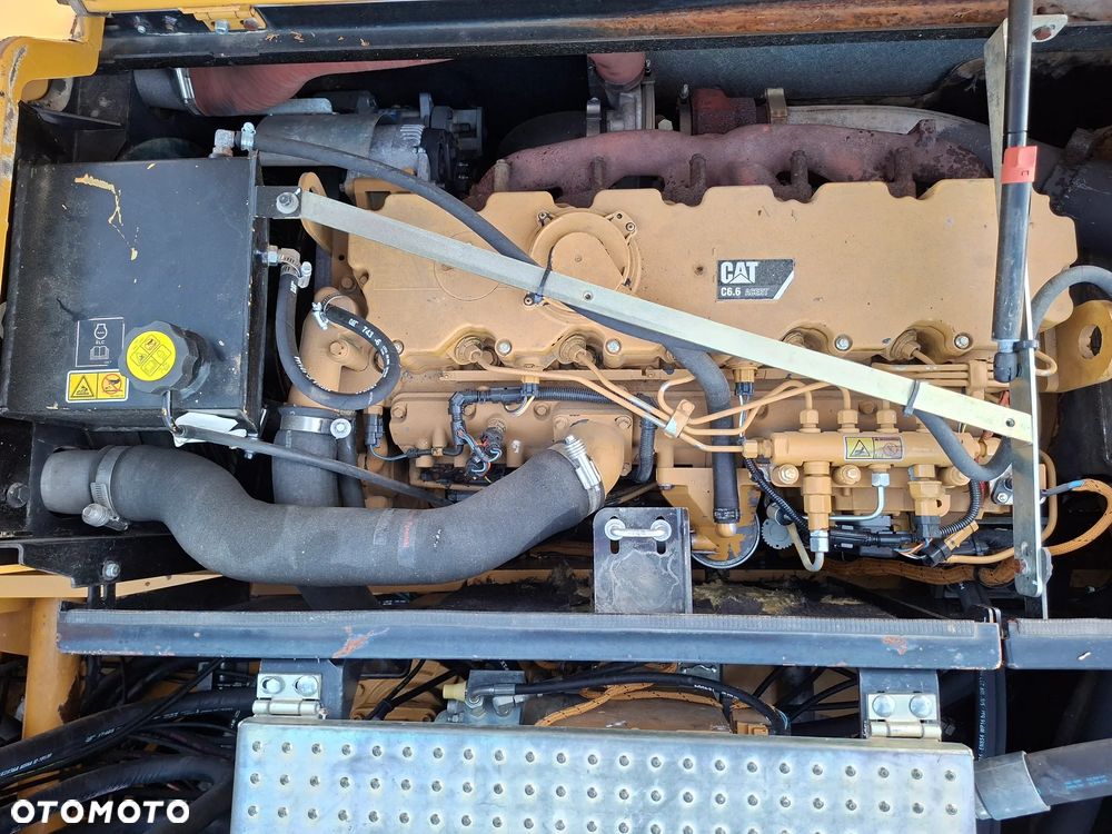 Caterpillar CAT M 322 D - 22