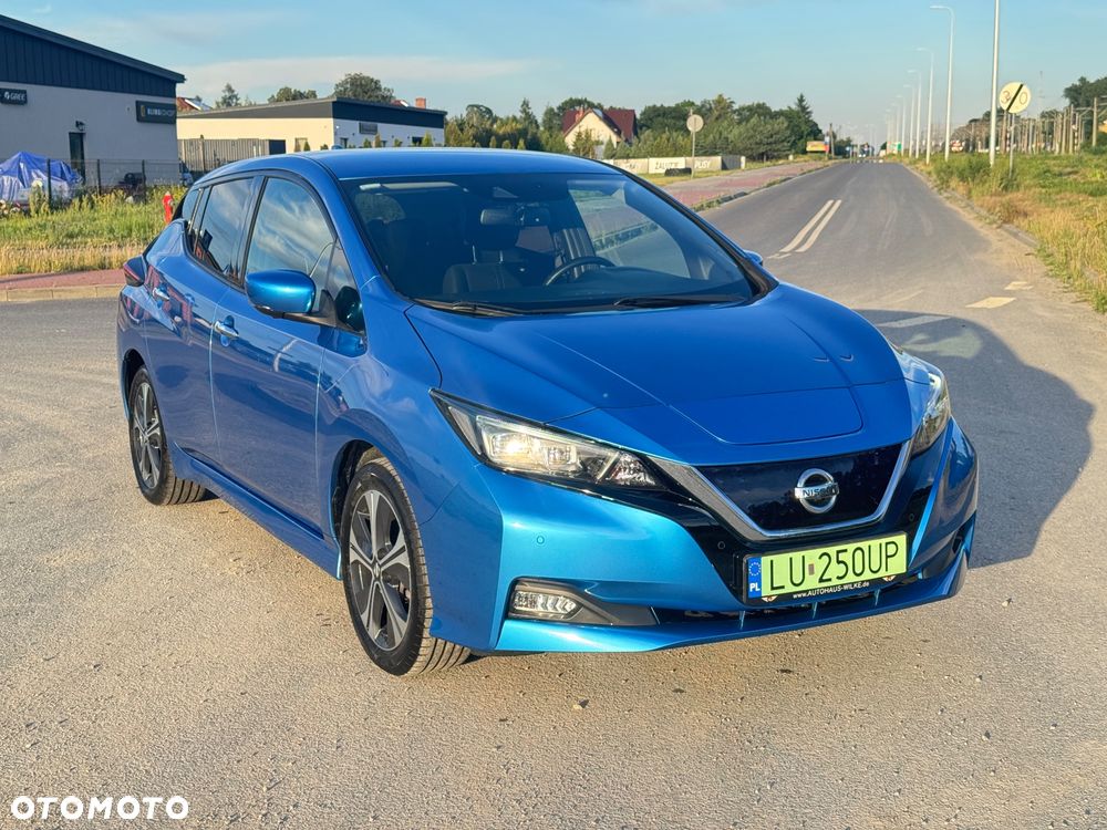 Nissan Leaf - 1