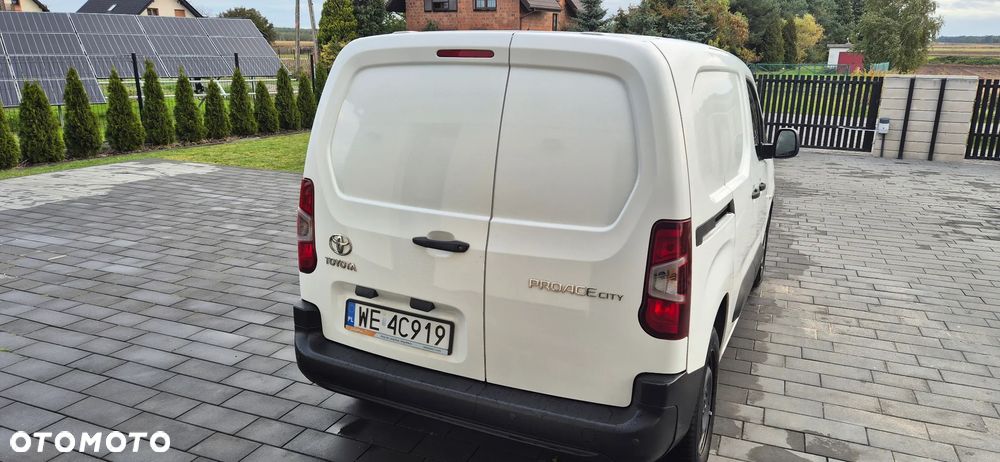 Toyota Proace City - 14