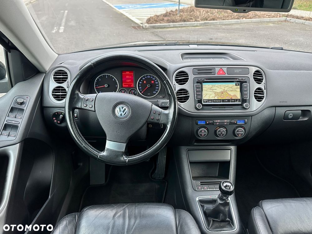 Volkswagen Tiguan 2.0 TDI DPF 4Motion Track & Style - 27