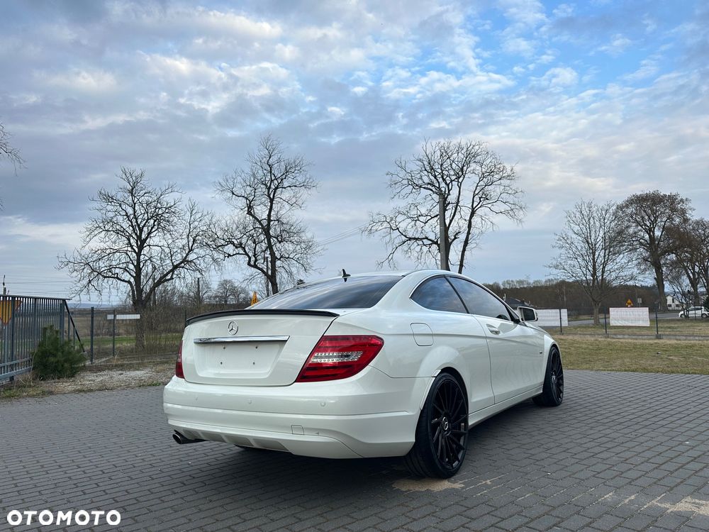 Mercedes-Benz Klasa C 220 CDI DPF Automatik Avantgarde - 5