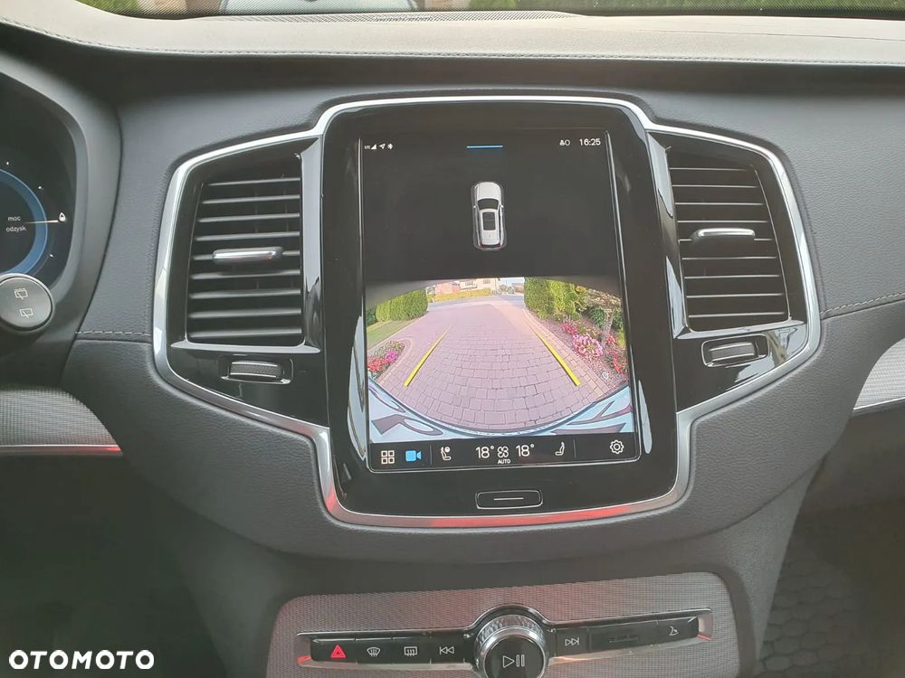 Volvo XC 90 - 16