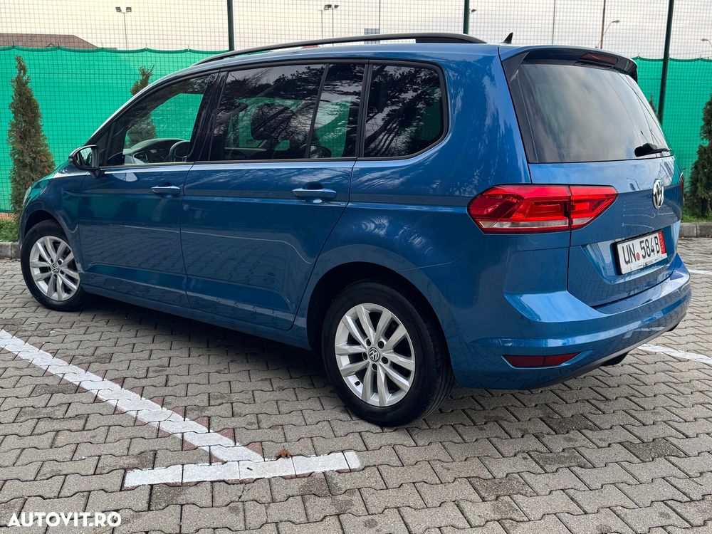 Volkswagen Touran 2.0 TDI SCR DSG Comfortline - 16