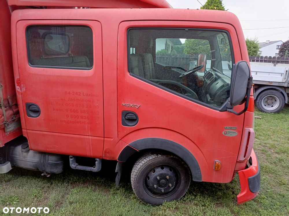 Renault Maxity Nissan Cabstar 2008r 2,5YD25 rama zarej w PL skrzynia ładunkowa plandeka 365x215x225 zderzak hak holowniczy koła drzwi stopień owiewka lusterko reflektor atrapa fotel kanapa zestaw do odpalenia wtryski pompa listwa wtryskowa osprzet silnika i inne - 5