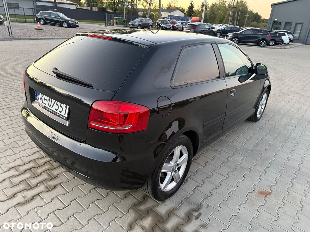 Audi A3 Sportback 1.6 TDI Attraction - 9