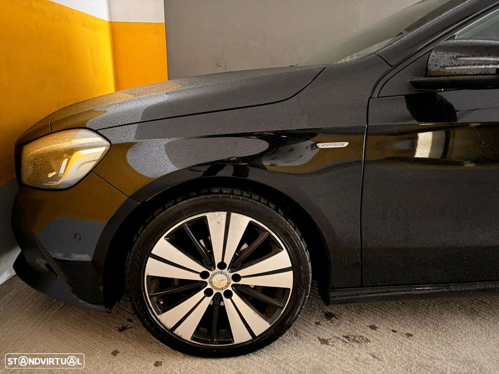 Mercedes-Benz A 180 d Activity Edition - 8