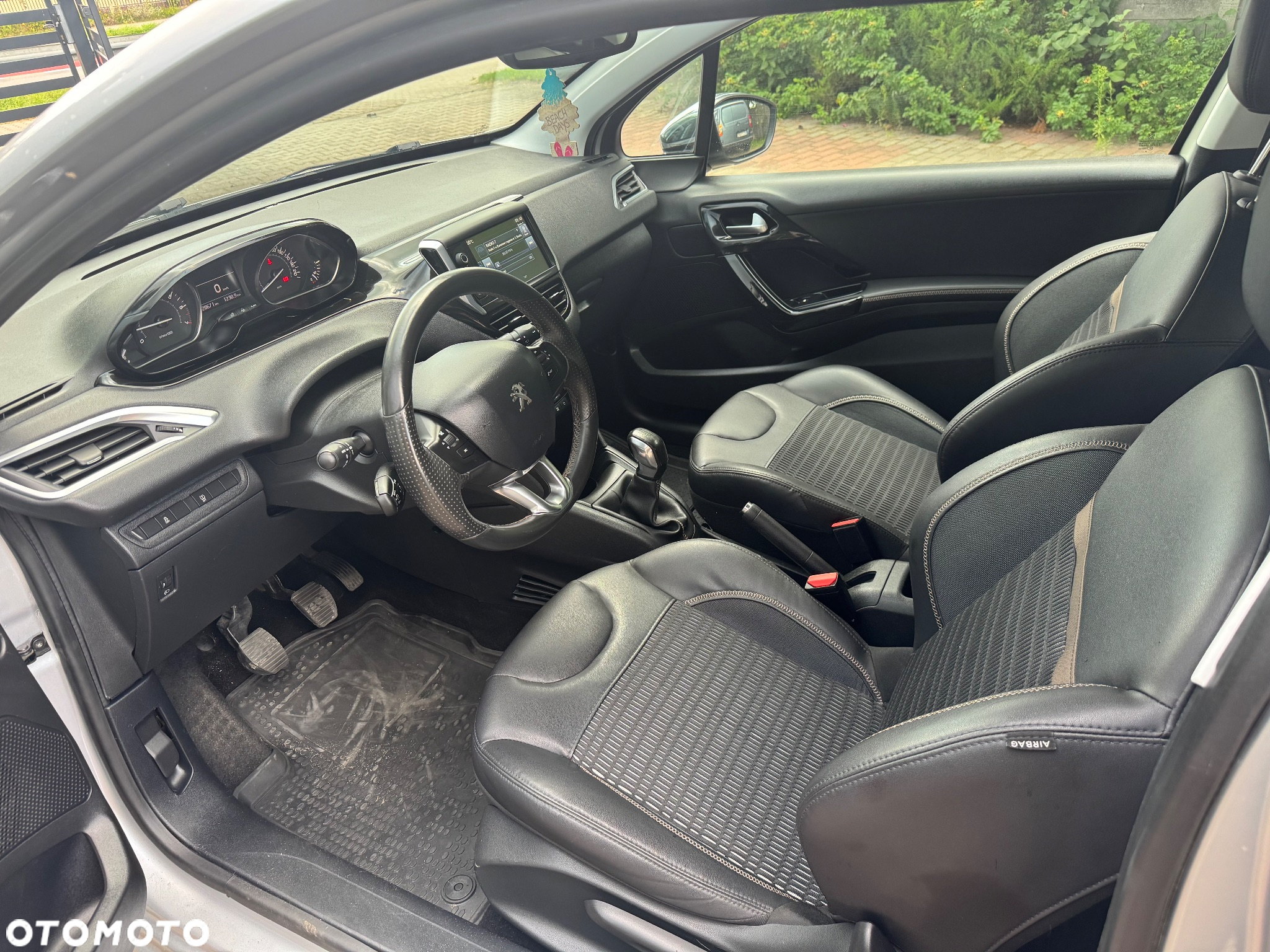 Peugeot 208 1.6 VTi Allure - 19