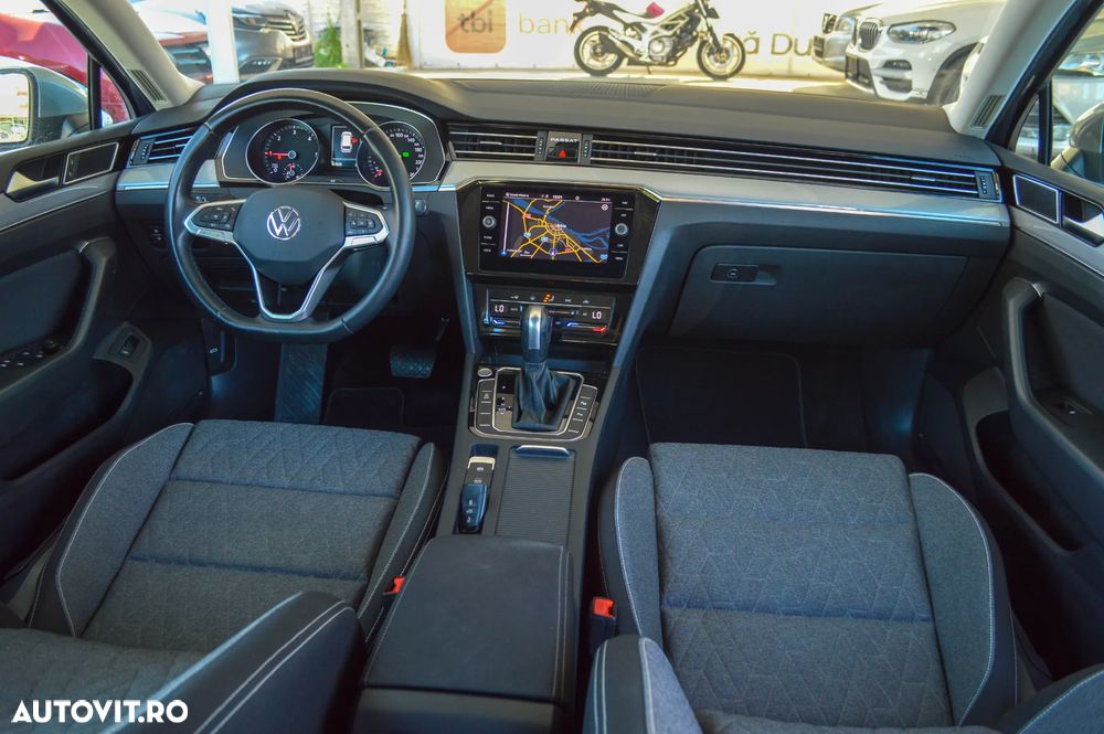 Volkswagen Passat 2.0 TDI SCR DSG Business - 24