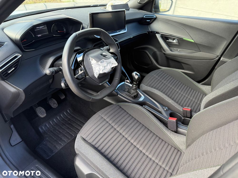Peugeot 2008 2024 photo 5