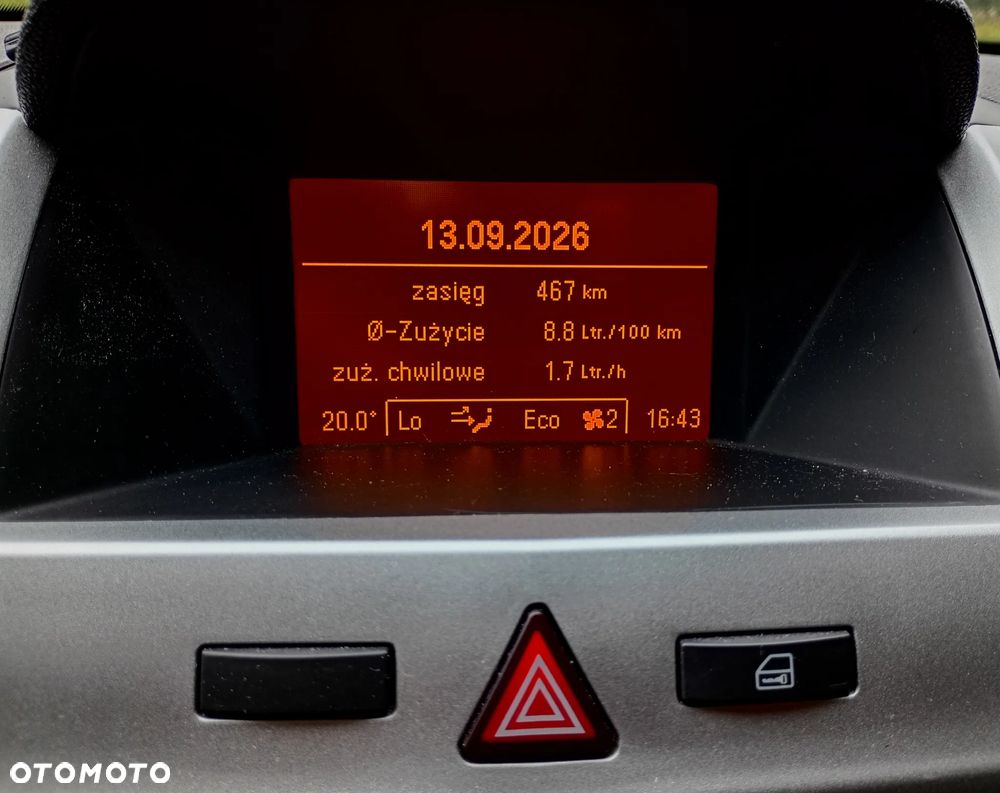 Opel Zafira - 8