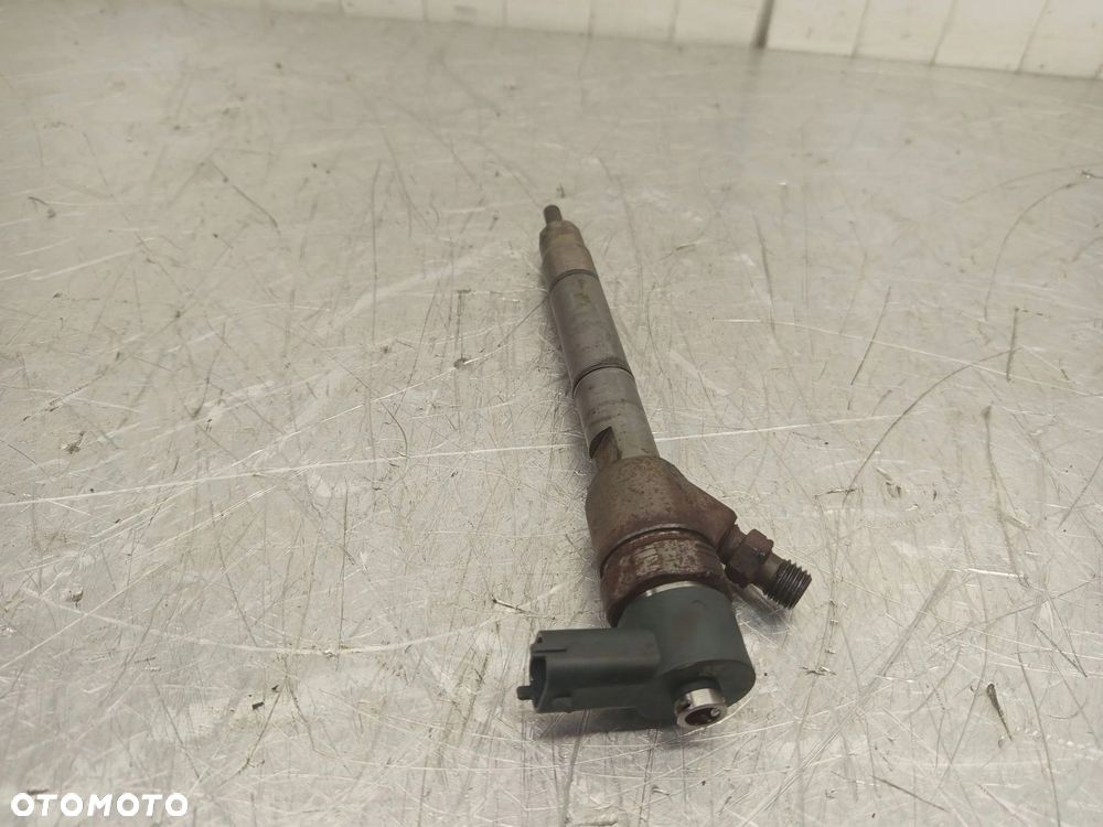 Wtryskiwacz Wtrysk KIA Ceed Hyundai 1.6 CRDI 338002A900 - 4