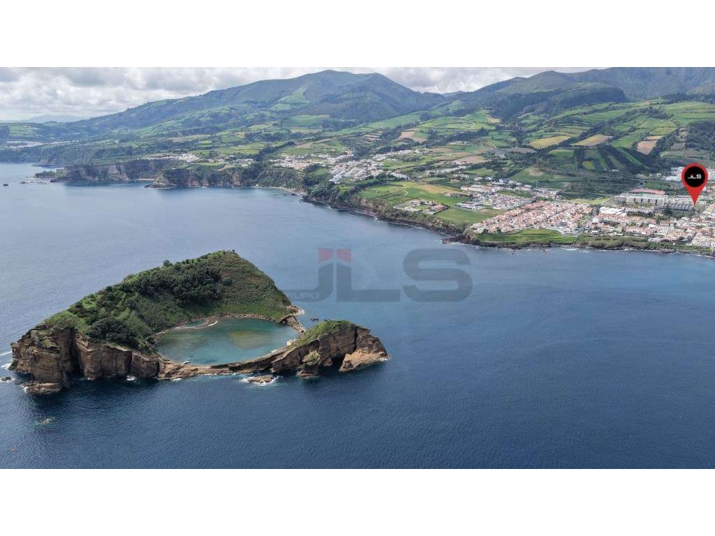 Oportunidade Única: Terreno com Elevado Potencial Construtivo no Ce... - Grande imagem: 5/14