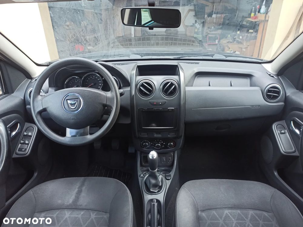 Dacia Duster 1.6 16V 105 4x2 Laureate - 6