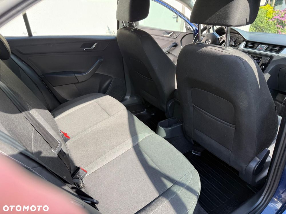 Skoda RAPID 1.2 TSI Ambition - 10