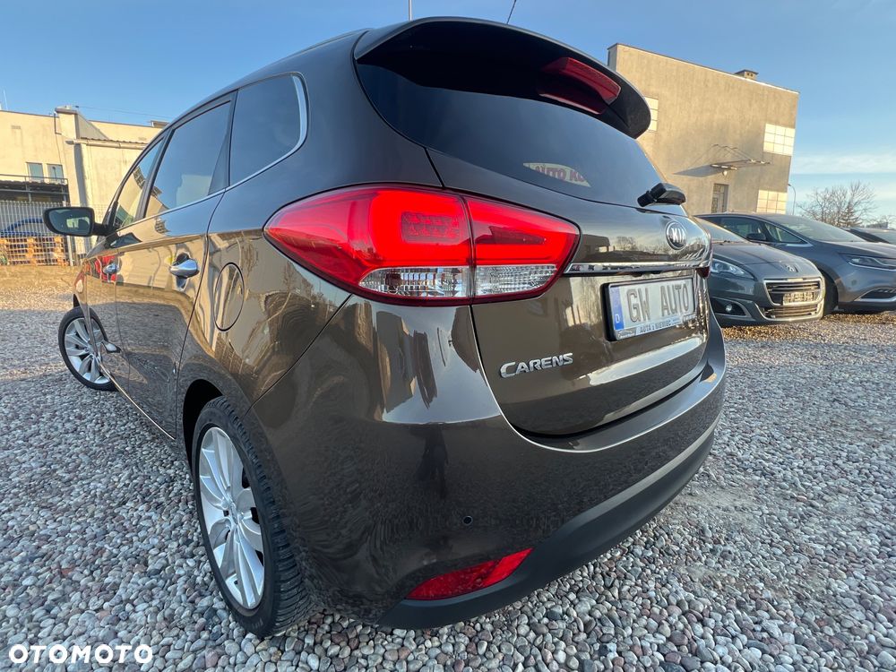 Kia Carens 1.6 GDI ISG Spirit - 13