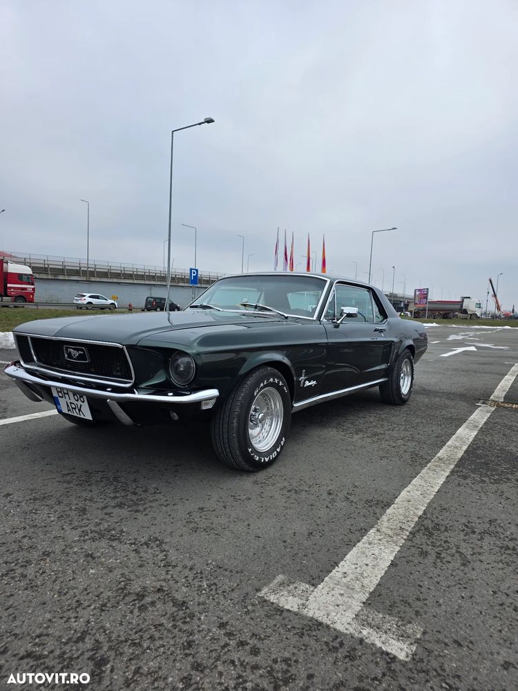 Ford Mustang - 8