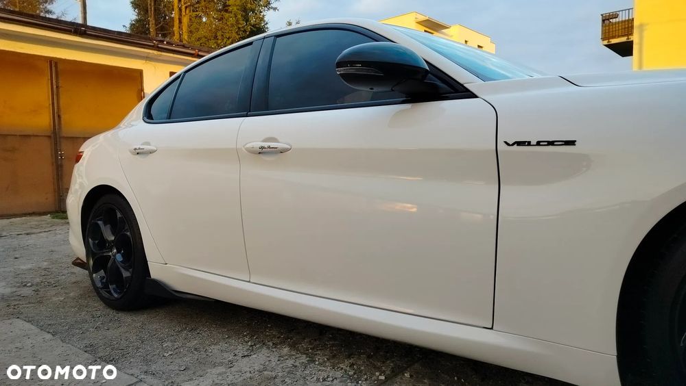Alfa Romeo Giulia 2.0 Turbo Veloce - 12