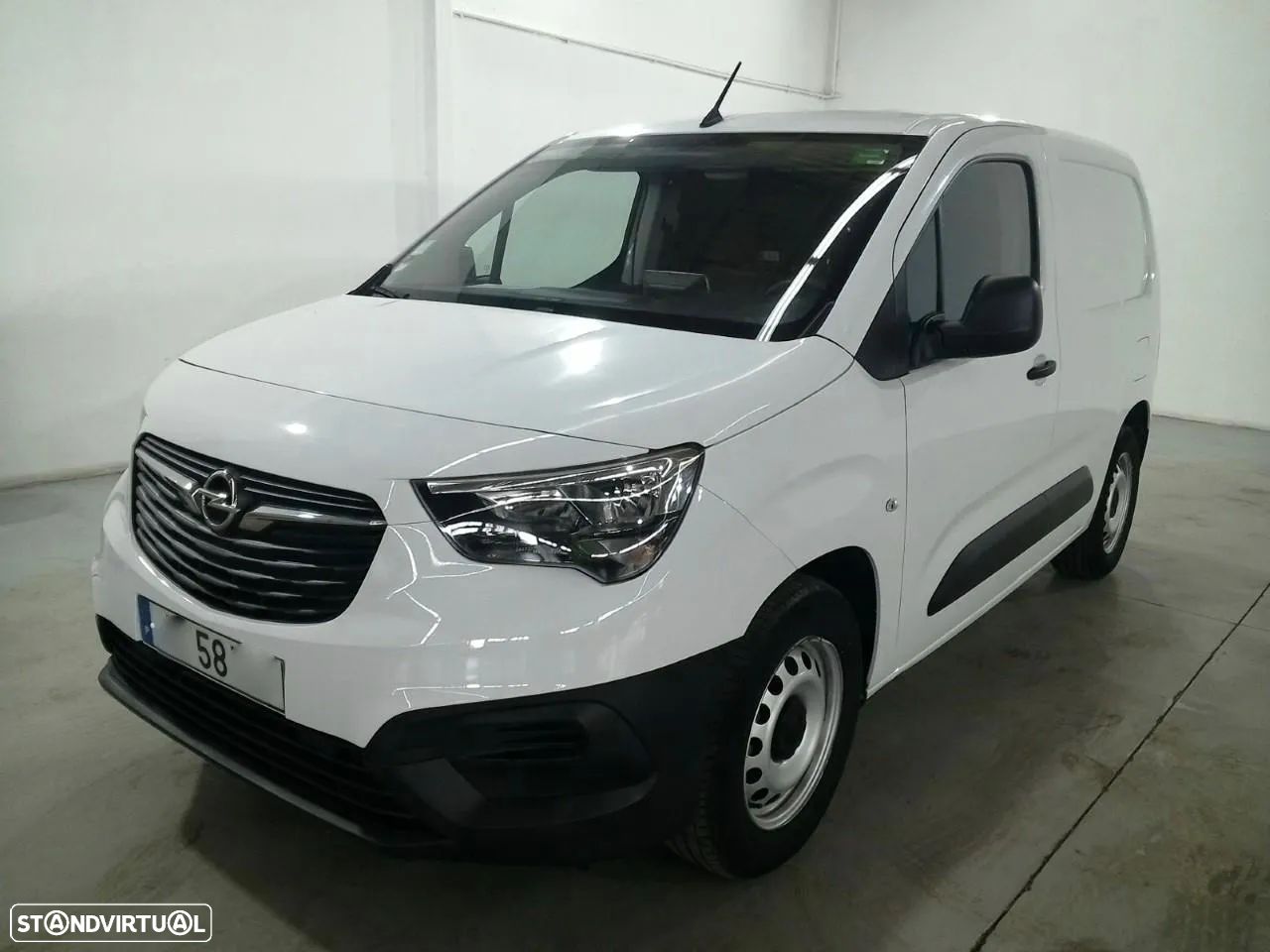 Opel COMBO-E CARGO 50kWh IVA DEDUTIVEL 3 LUGARES - 1