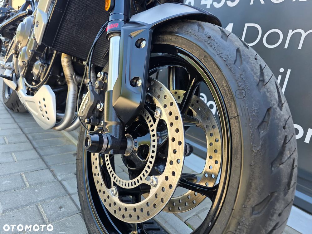 Triumph Trident - 28