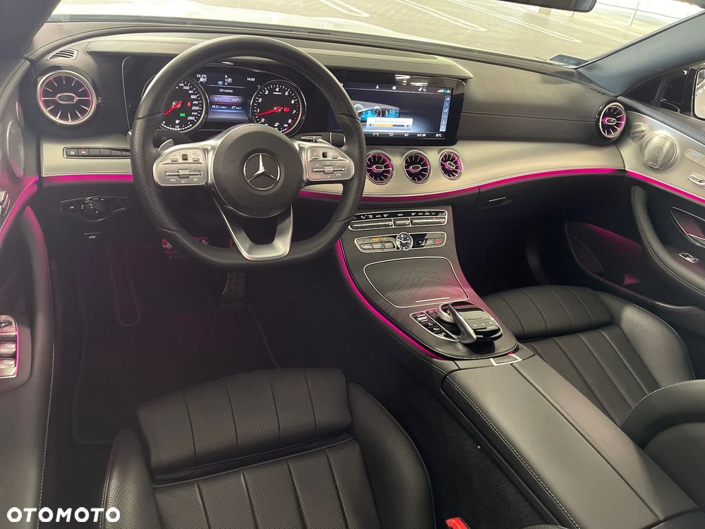 Mercedes-Benz Klasa E 300 Coupe 9G-TRONIC - 24