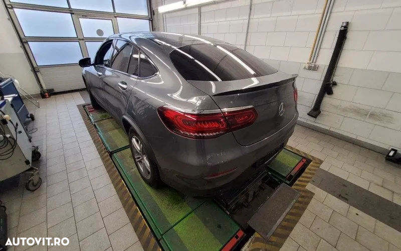 Mercedes-Benz GLC - 2